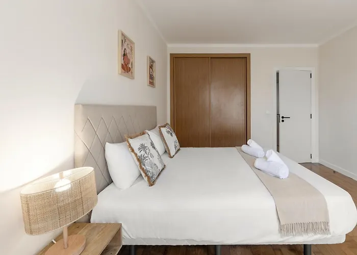 Baleal Beachfront Duplex Apartment *